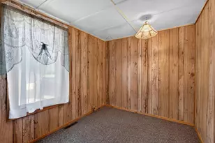 205 Bowdoin St, Millinocket, ME 04462 - Photo 16