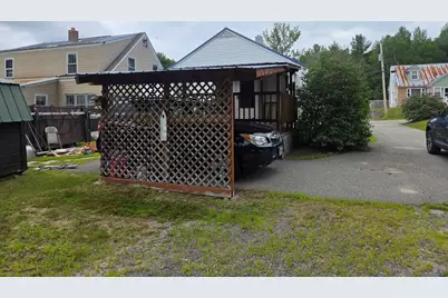 205 Bowdoin Street, Millinocket, ME 04462 - Photo 4