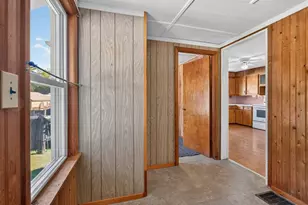 205 Bowdoin St, Millinocket, ME 04462 - Photo 14