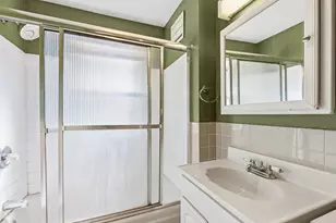 45 Runnells St, Portland, ME 04103 - Photo 16