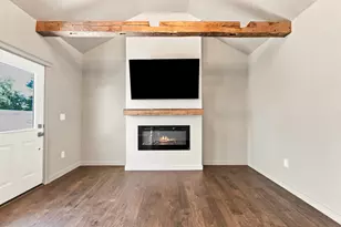 10 Clark St, Biddeford, ME 04005 - Photo 14
