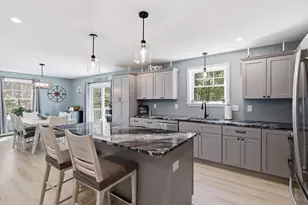 10 Quincy Adams Ct, Naples, ME 04055 - Photo 2