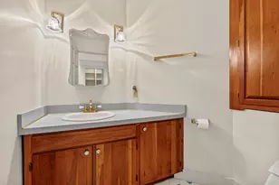 22 Kingsmark Ln, Portland, ME 04102 - Photo 18