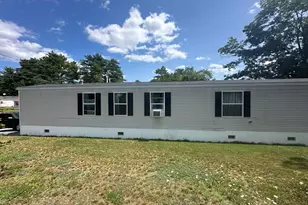 21 Birch Dr, Standish, ME 04084 - Photo 2
