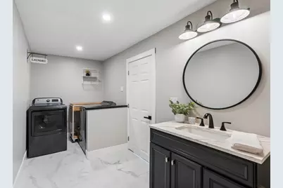 19 Victor Street, Lewiston, ME 04240 - Photo 10