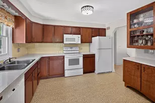 12 Mountainview Dr, Hampden, ME 04444 - Photo 6