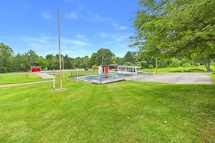 15 Railroad St, Wilton, ME 04294 - Photo 166