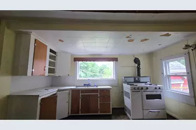 10 Mayo Road, Hampden, ME 04444 - Photo 10