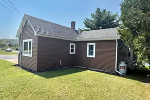 16 Church Ave, Wallagrass, ME 04781 - Photo 8