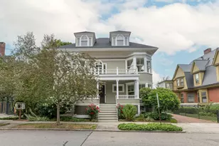 37 Carroll St, Portland, ME 04102 - Photo 2