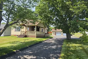115 Washburn St, Caribou, ME 04736 - Photo 6