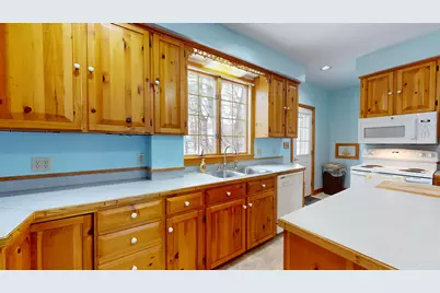 1696 Federal Road, Livermore, ME 04253 - Photo 12