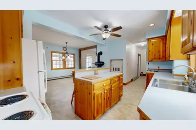 1696 Federal Road, Livermore, ME 04253 - Photo 14