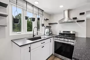 93 West St, Gardiner, ME 04345 - Photo 12