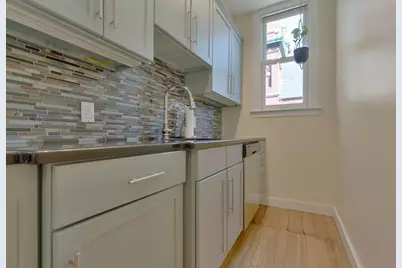 519 Cumberland Avenue #2, Portland, ME 04101 - Photo 10