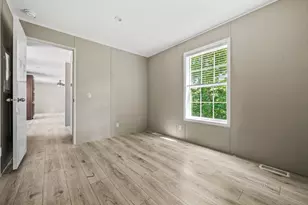22 Russell St, Phillips, ME 04966 - Photo 18