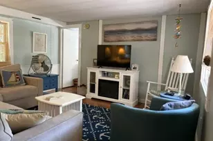 8 Sandalwood Cir, Kittery, ME 03904 - Photo 4