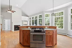 10 Windsor Post Rd, Freeport, ME 04032 - Photo 12