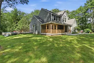 10 Windsor Post Rd, Freeport, ME 04032 - Photo 2