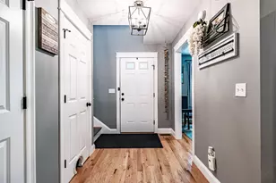 18 Arlington Ct, Gray, ME 04039 - Photo 4