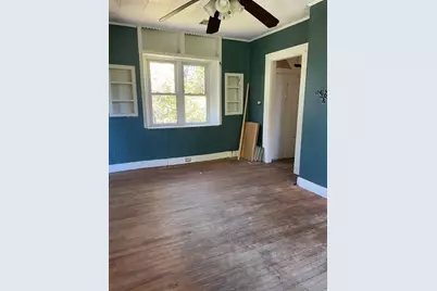33 Pleasant Street, Calais, ME 04619 - Photo 8