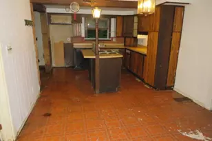 24 S Hillside St, Roxbury, ME 04275 - Photo 8