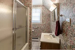 514 Pine St, Rumford, ME 04276 - Photo 10