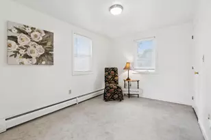 14 Devon St, Portland, ME 04102 - Photo 10