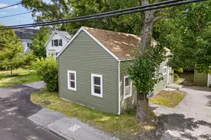 139 Main St, Rockland, ME 04841 - Photo 1