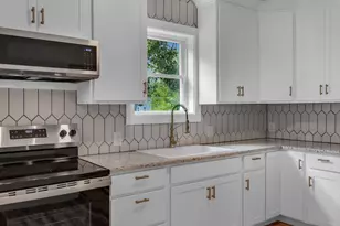 139 Main St, Rockland, ME 04841 - Photo 8