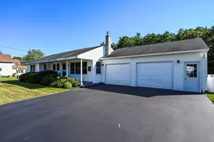 35 Old Salt Rd, Old Orchard Beach, ME 04064 - Photo 2