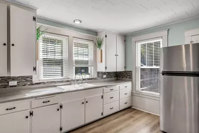 31 Wiley Street, Bangor, ME 04401 - Photo 10