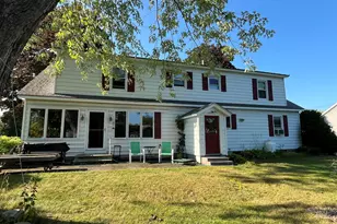 31 Chandler St, Skowhegan, ME 04976 - Photo 4