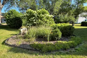 31 Chandler St, Skowhegan, ME 04976 - Photo 10