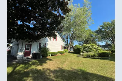 31 Chandler Street, Skowhegan, ME 04976 - Photo 2