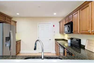 100 Shepards Cove Road #H205, Kittery, ME 03904 - Photo 10