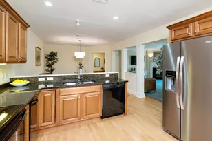 100 Shepard's Cove Rd, Kittery, ME 03904 - Photo 2
