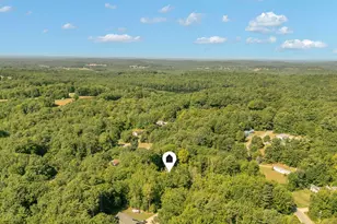 31 Pine Ridge Rd, Sabattus, ME 04280 - Photo 2