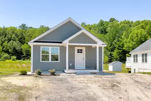 19 Feldspar Ln, Cumberland, ME 04021 - Photo 1