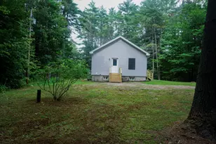 11 Cooper Ln, Oxford, ME 04270 - Photo 8