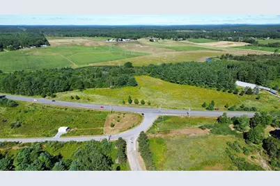 210B Augusta Road, Topsham, ME 04086 - Photo 2