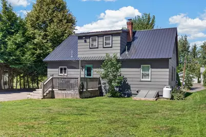 7 New York Street, Millinocket, ME 04462 - Photo 2