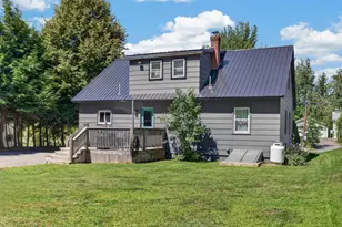 7 New York St, Millinocket, ME 04462 - Photo 2