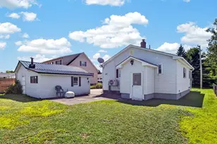 61 Waldo St, Millinocket, ME 04462 - Photo 32