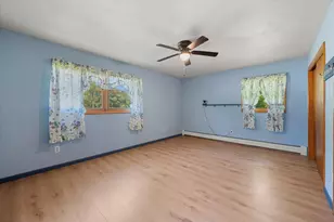 240 W Main St, Searsport, ME 04974 - Photo 22