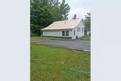 8 Cleveland Street, Calais, ME 04619 - Photo 4