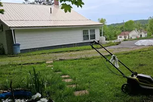8 Cleveland St, Calais, ME 04619 - Photo 18