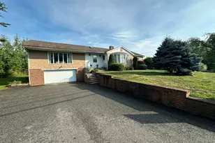 282 Eldridge Rd, Wells, ME 04090 - Photo 1