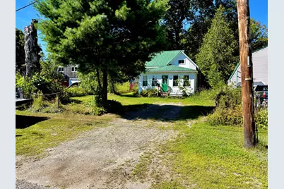 188 Knox Street, Millinocket, ME 04462 - Photo 2