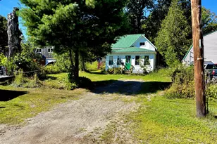 188 Knox St, Millinocket, ME 04462 - Photo 2